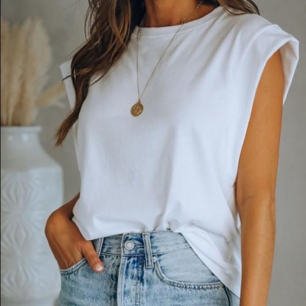 NWT Cotton Blend Round Neck Tee